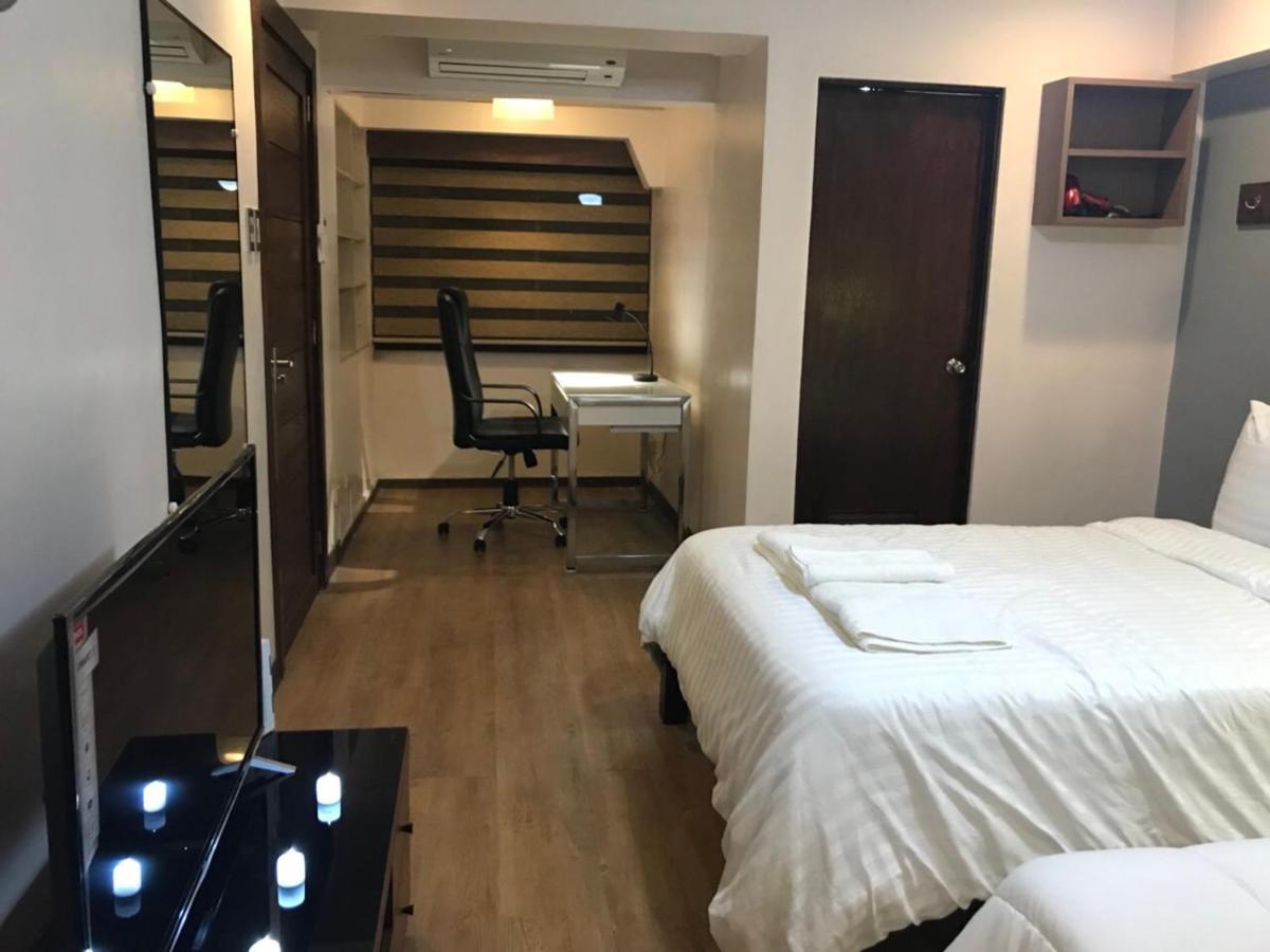 Long Term Condominium Stay In Ortigas Center Pasig City Esterno foto
